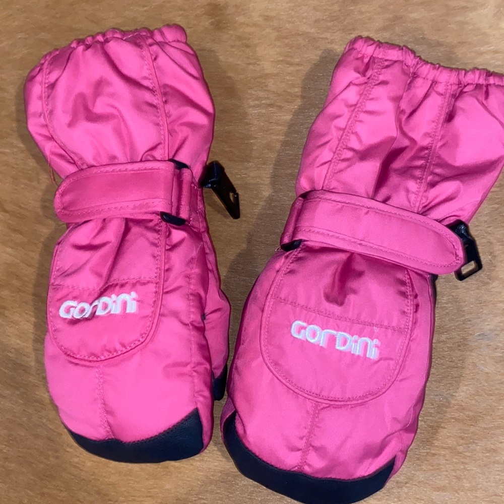 Gordini pink little girls winter snow gloves size medium